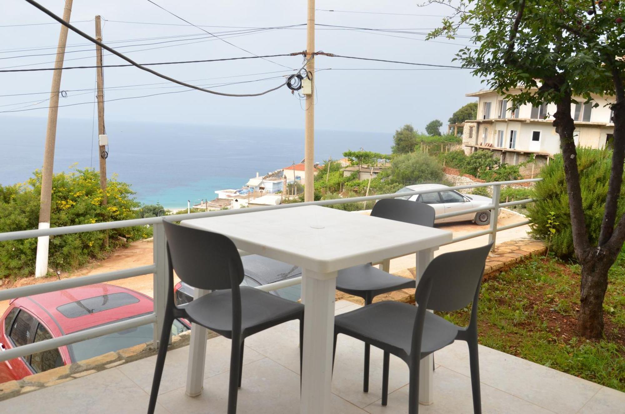 Harmonia Guest House 2 Himare Exterior foto