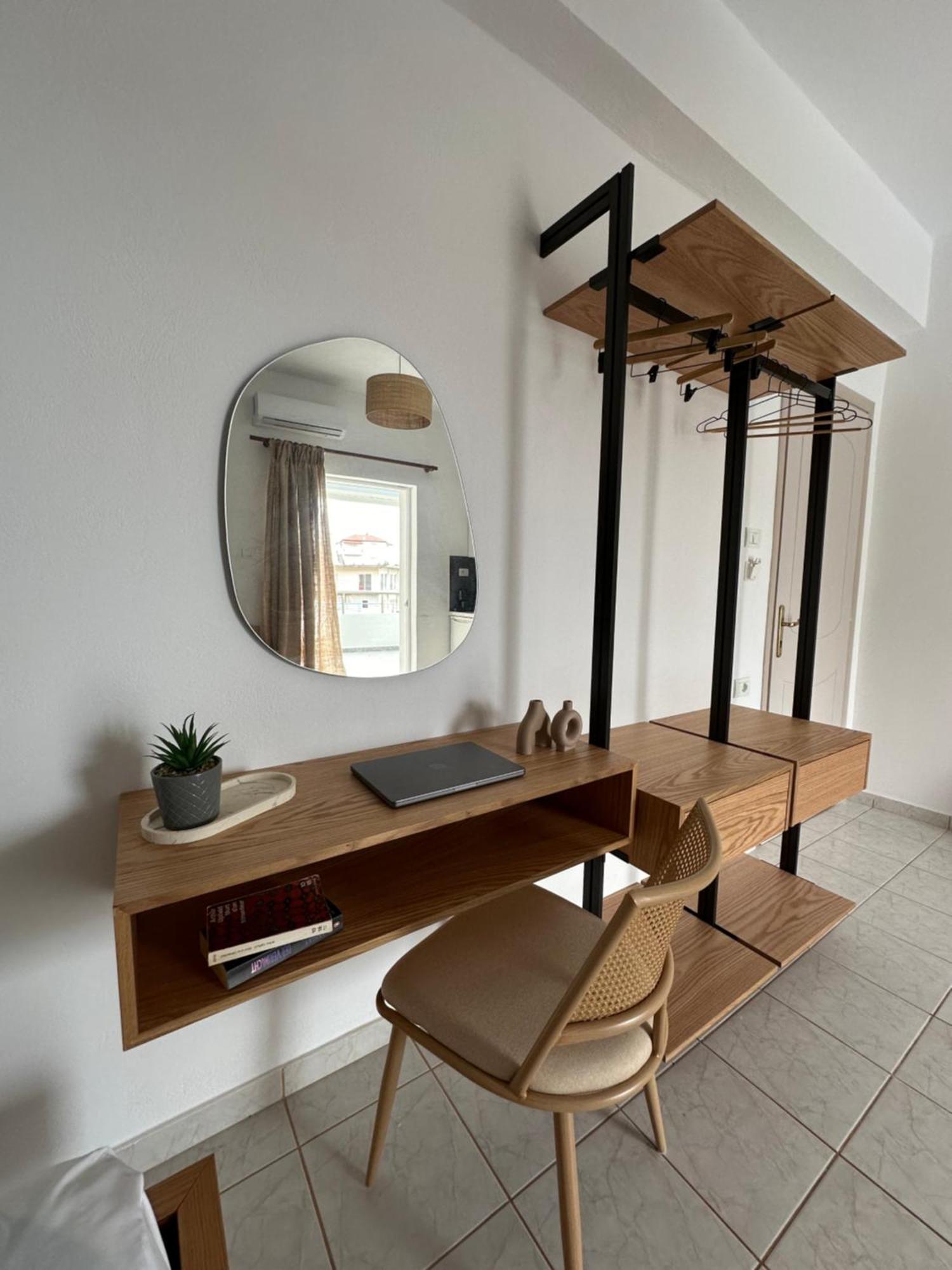 Harmonia Guest House 2 Himare Quarto foto