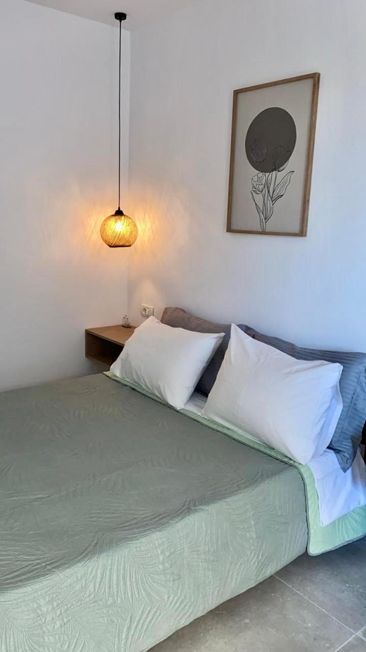 Harmonia Guest House 2 Himare Quarto foto